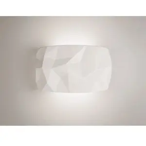 zafferano Angled Applique d'intérieur en céramique artisanale LED avec gradation TRIAC et température de couleur réglable, finition blanc, 22.2W pas cher
