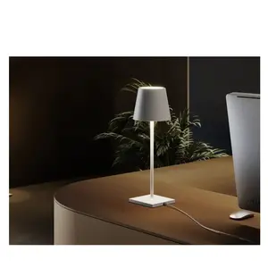 Ailati Lights by Zafferano Poldina Lampe de table, E27, LL0395B3, pas cher