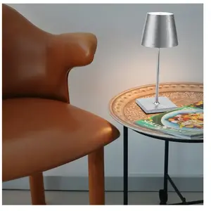 Comparateur de prix : Zafferano Poldina mini luminaire rechargeable intérieur argenté