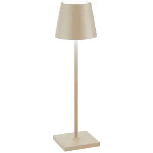 Comparateur de prix : Lampe de table LED rechargeable et dimmable Poldina Pro Sand avec une autonomie allant jusqu'à 12 heures.