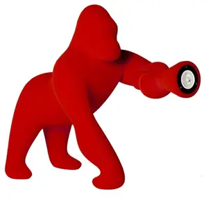 QEEBOO lampe de table KONG XS VELVET FINISH (Rouge - Polyéthylène et v... pas cher
