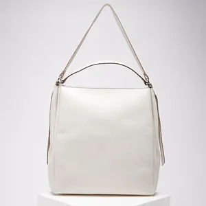Coccinelle - Sac épaule en Cuir Minerva blanc 32x34x16 cm OS pas cher