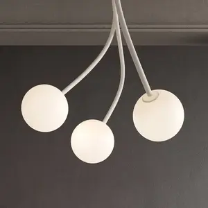 Karman Plafonnier Moony, blanc, à 3 lampes, hauteur 150 cm, verreVendu parluminaire