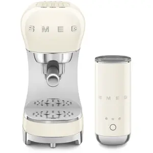 Machine à café et mousseur à lait vintage Crème Smeg pas cher