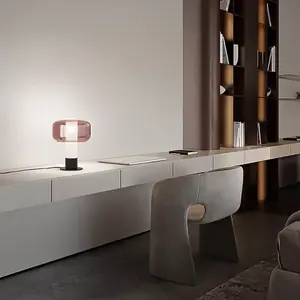Lampe de table Flick Amethyst, structure en métal et verre borosilicat... pas cher