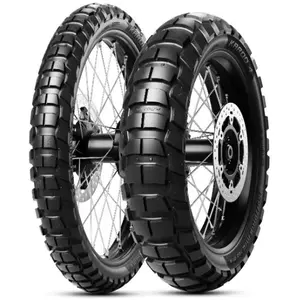 'Metzeler Karoo 4 ( 130/80 R17 TL 65Q roue arrière, Marquage M+S, M/C )' pas cher