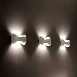 Selene Illuminazione Selène Applique murale design blanche IonicaVendu parluminaire