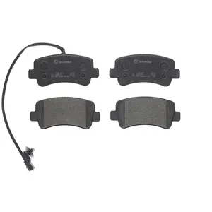 Kit de plaquettes de frein, frein à disque P 68 063 Brembo P68063 pas cher