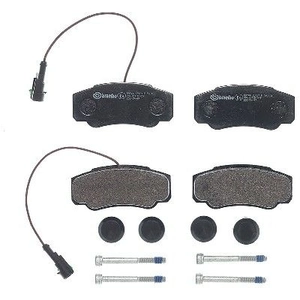 BREMBO Plaquettes de frein X4 pour NISSAN: Cabstar, NT400 (Ref: P 56 122) pas cher