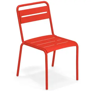 Emu - Chaise empilable Star - Rouge - Aluminium pas cher