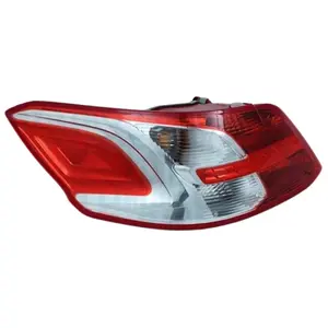 MAGNETI MARELLI Feu arrière pour PEUGEOT: 301 (Ref: 714000285800) pas cher