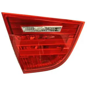 Comparateur de prix : Magneti Marelli 714021840701 Feu arrière