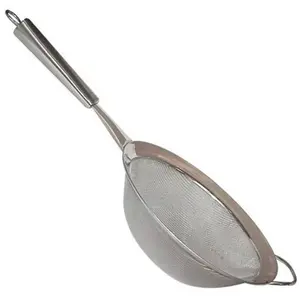 Comparateur de prix : Passoire 20 Cm Avec Manche Et Crochet - Cucinieri Inox - Lagostina