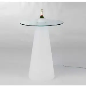 SLIDE table basse lumineuse PEAK (Ø 70 h 120 cm - Polyéthylène)Vendu parmyareadesign
