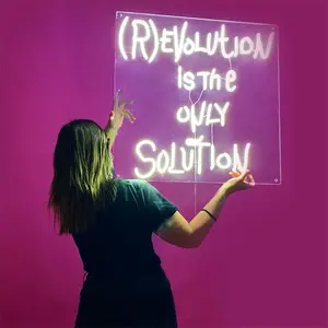 Comparateur de prix : Seletti REVOLUTION-Applique murale néon LED H70cm