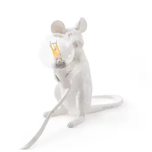 Comparateur de prix : Seletti MOUSE-Lampe à poser Souris assise câble USB H12.5cm
