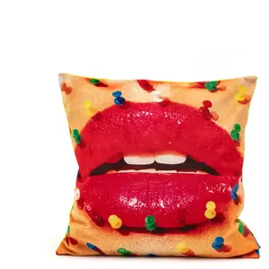 Seletti MOUTH WITH PINS