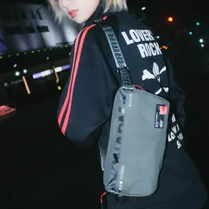 Skinarma Bag Crossbody Fardel Olive/Olive pas cher