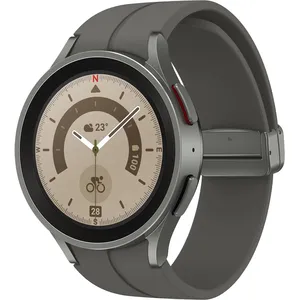 Samsung Galaxy Watch5 Pro 45mm Gray Titanium Smartwatch pas cher