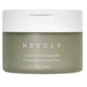 NEEDLY Cicachid Chilling Pad disques exfoliants visage avec effets apaisants 70 pcs pas cher