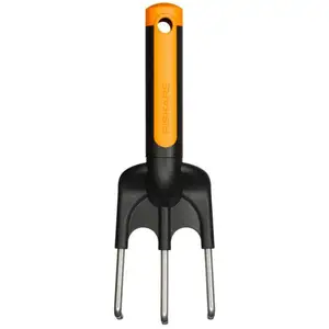 Comparateur de prix : FISKARS Griffe de jardin tri-matière
