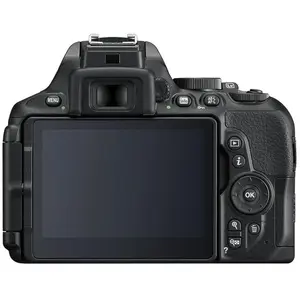 Nikon Reflex D5600 - Noir + Nikkor AF-S DX NIKKOR 18-55mm f/3.5-5.6G V... pas cher