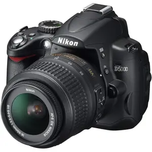 Reflex D5000 - Noir + Nikon AF-S DX Nikkor ED 18-55mm f/3.5-5.6G II f/... pas cher