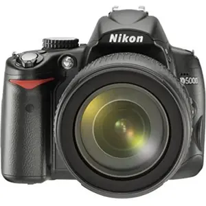 Reflex D5000 - Noir + Nikon AF-S DX Zoom Nikkor 18-70mm f/3.5-4.5G IF-... pas cher