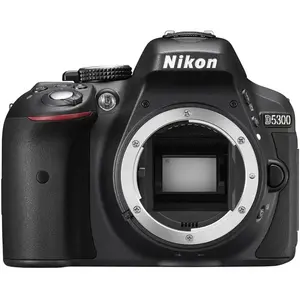 Reflex D5300 - Noir + Nikon Nikkor 18-55mm f/3.5 5.6G II ED f/3.5 5.6 pas cher