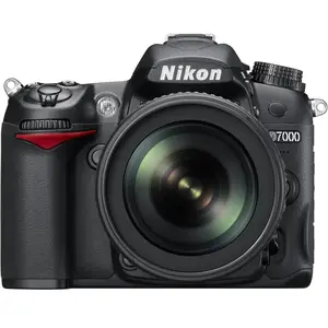 Reflex D7000 - Noir Nikon Nikon 18-105mm VR 3.5 pas cher