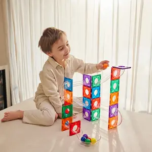 Set magnétique Circuit à billes Compact 60 pièces, Cleverclixx