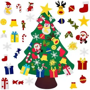 Kit de bas de Noël en feutre Bucilla Santas List Bonhomme de