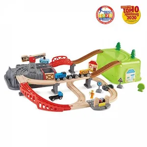 Comparateur de prix : Circuit de train Hape Railway bucket builder et sa boite de rangement 3 - 6 ans, 6 ans et plus