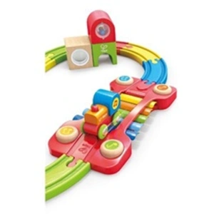 Circuit Hape Chemin de fer sensoriel pas cher