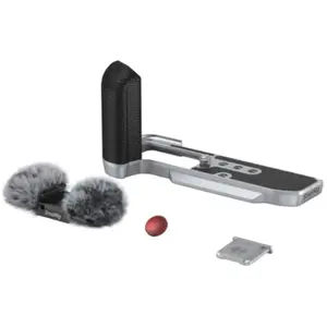 Comparateur de prix : SmallRig 4875 Plaque de montage en L avec poignée en silicone pour Fuj...