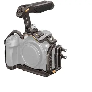 Smallrig 4524 Cage pour Nikon Z 6III avec poignée verticale MB-N14 pas cher