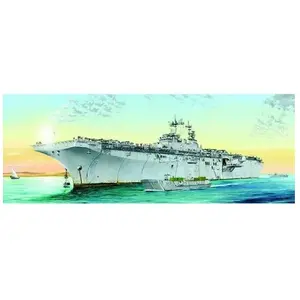 Comparateur de prix : Hobbyboss 1 : 700 échelle Kit modèle USS Kearsarge lhd-3 (Gris)