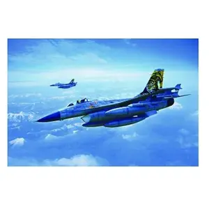 General Dynamics F-16a Fighting Falcon - 1:72e - Hobby Boss pas cher
