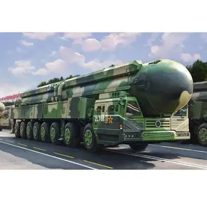 Hobbyboss Maquette ICBM DF-41 1/72 - Hobby Boss Maquette militaire - 3482963 pas cher