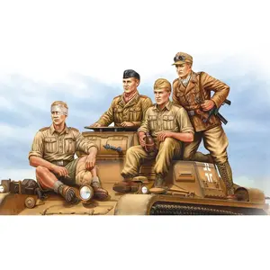 Comparateur de prix : German Tropical Panzer Crew - 1:35e - Hobby Boss