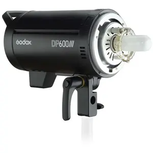 Comparateur de prix : Godox Projecteur Led Professionnel Dp600iii-c 600w