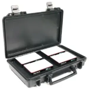 Aputure MC 4-Light Travel Kit avec étui de rechargement