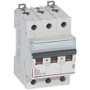 Disjoncteur - LEGRAND - DX³6000 - 10kA - 32A - Courbe B - Tripolaire 3PVendu paramazon