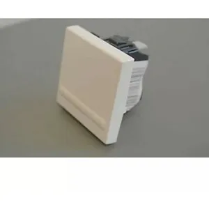 Comparateur de prix : Legrand - 073040 - Poussoir 6A b.auto mosaic 2 Mod - 1 Poste
