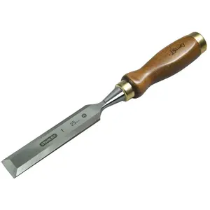 Comparateur de prix : Stanley Ciseau à bois manche bois - 12 mm, 132
