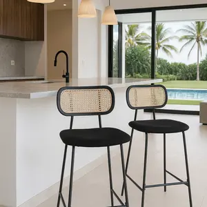 Now's Home Lot de 2 chaises de bar en bois et velours noir pas cher