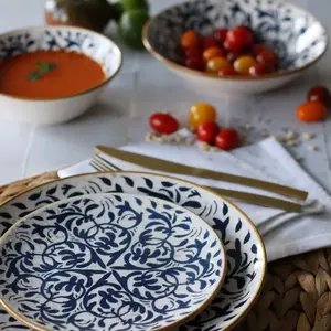 Comparateur de prix : Novastyl Lot de 6 assiettes à dessert à motif bleu en grès 19cm