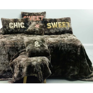 Comparateur de prix : Housse De Rêve Maxi plaid fausse fourrure 120x150 cm Polyester Chic Chocolat 120 x 150 cm