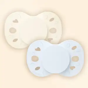 BIOLANE Lot de 2 sucettes anatomiques 6-18 mois / Bleu BSAE2BB pas cher