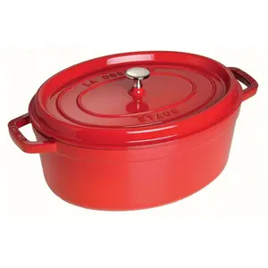 STAUB Cocotte Ovale - En fonte - Emaillée - 31 cm - 5,5L - Cerise pas cher